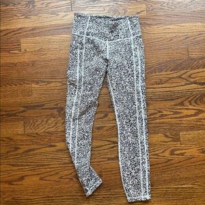 athleta ultimate stash pocket 7/8 leggings